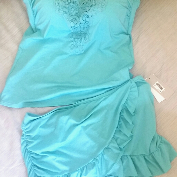 Kenneth Cole Light Blue Tankini swimsuit medium - Picture 8 of 8